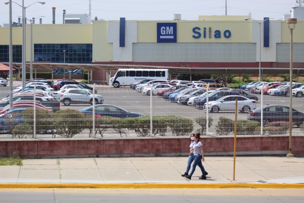 GM Silao entra en su segundo paro del año, mientras SINTTIA busca aumento salarial